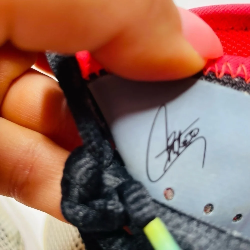 Under Armour Steph Curry HOVR Basketball Shoes